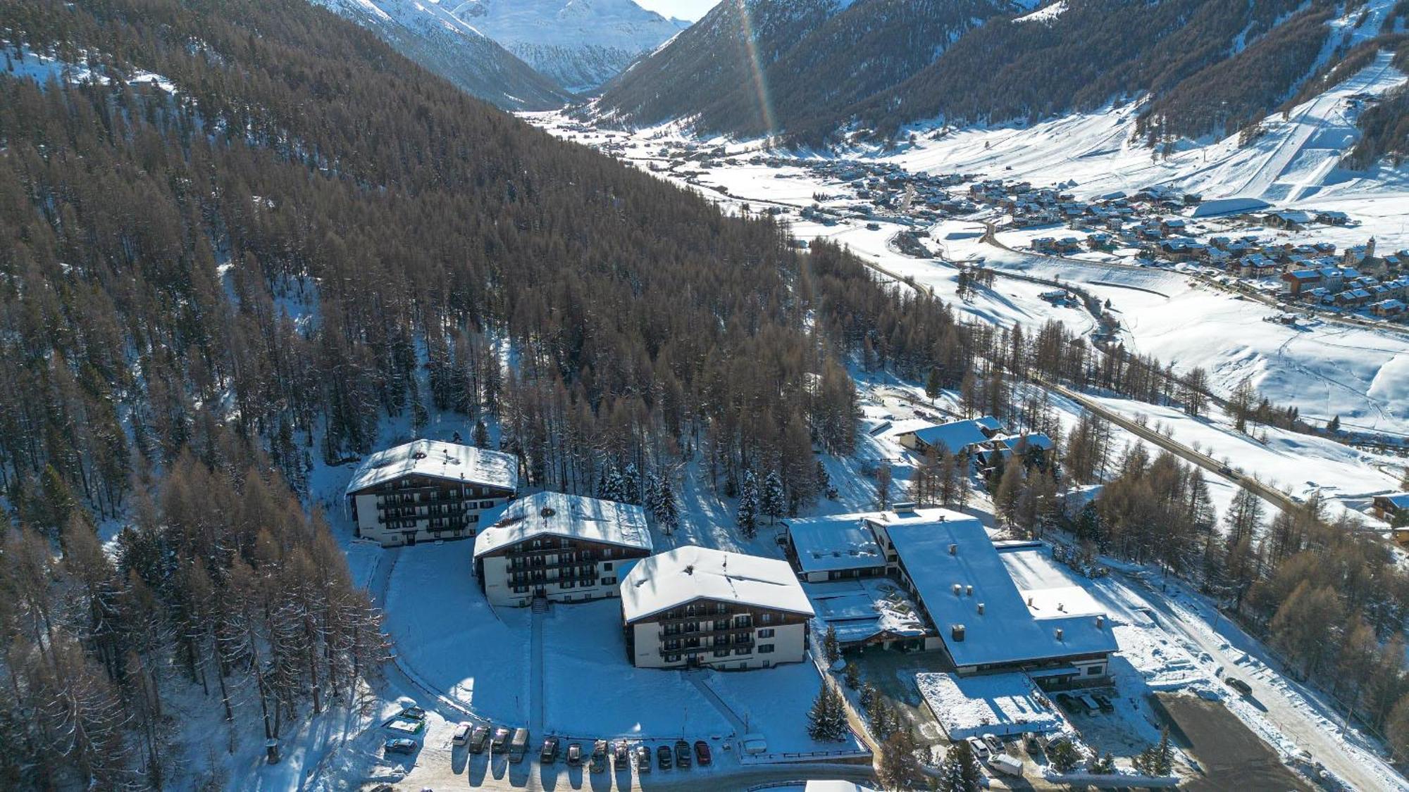 Hotel Intermonti ลีวินโญ ภายนอก รูปภาพ