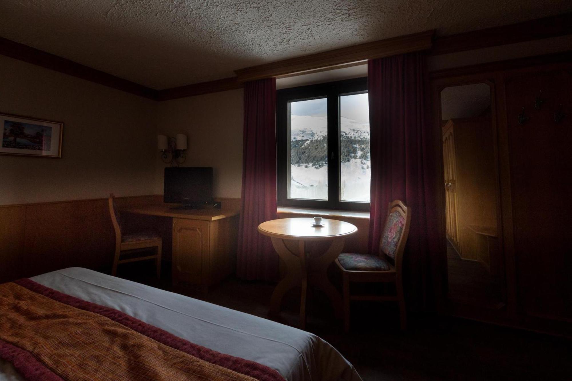 Hotel Intermonti ลีวินโญ ห้อง รูปภาพ