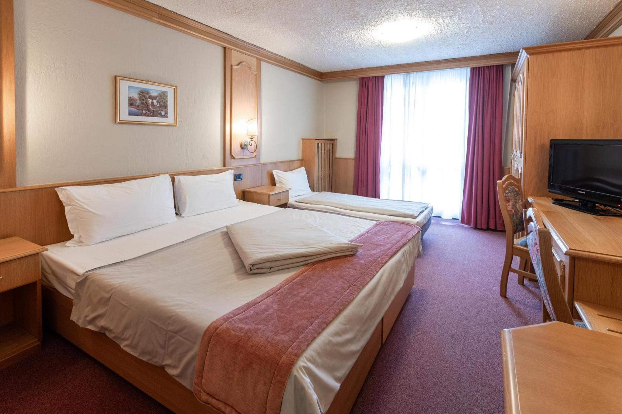 Hotel Intermonti ลีวินโญ ห้อง รูปภาพ
