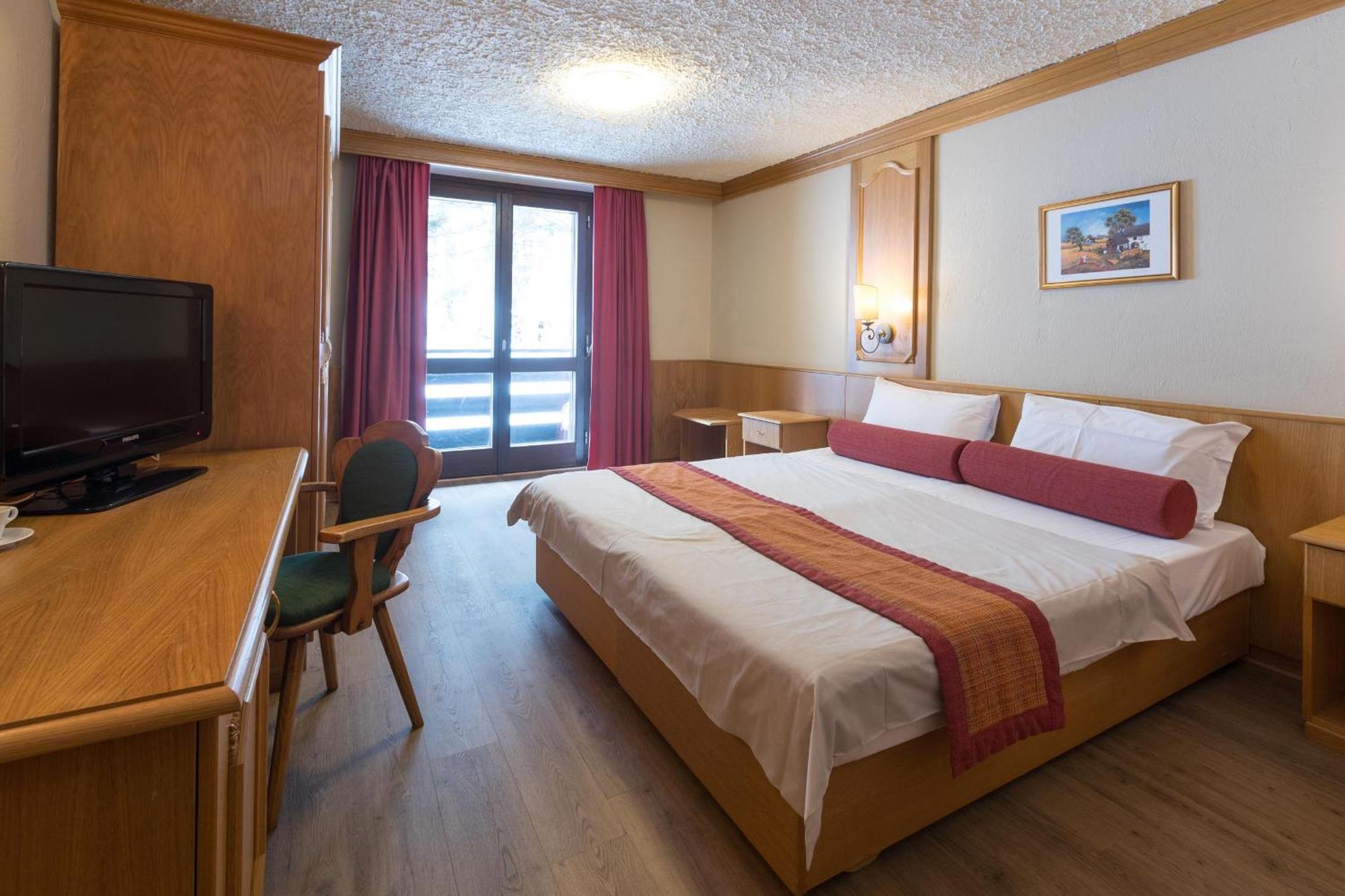 Hotel Intermonti ลีวินโญ ห้อง รูปภาพ