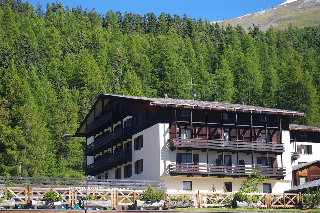 Hotel Intermonti ลีวินโญ ภายนอก รูปภาพ